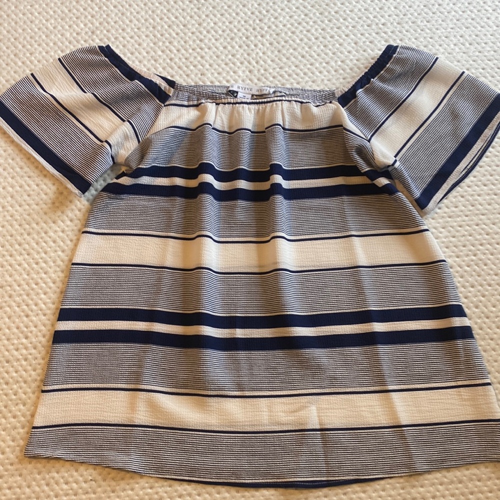 Summer off shoulder blouse, medium